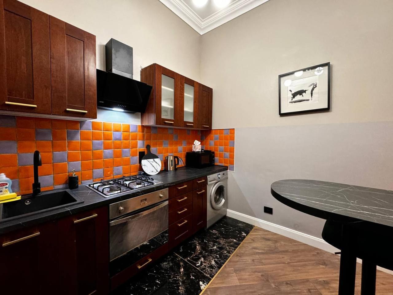 Deribasivska 10 Luxury Apartment 敖德萨 外观 照片