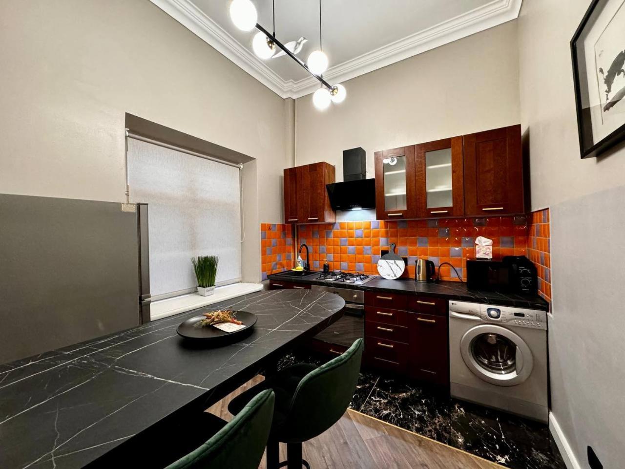 Deribasivska 10 Luxury Apartment 敖德萨 外观 照片